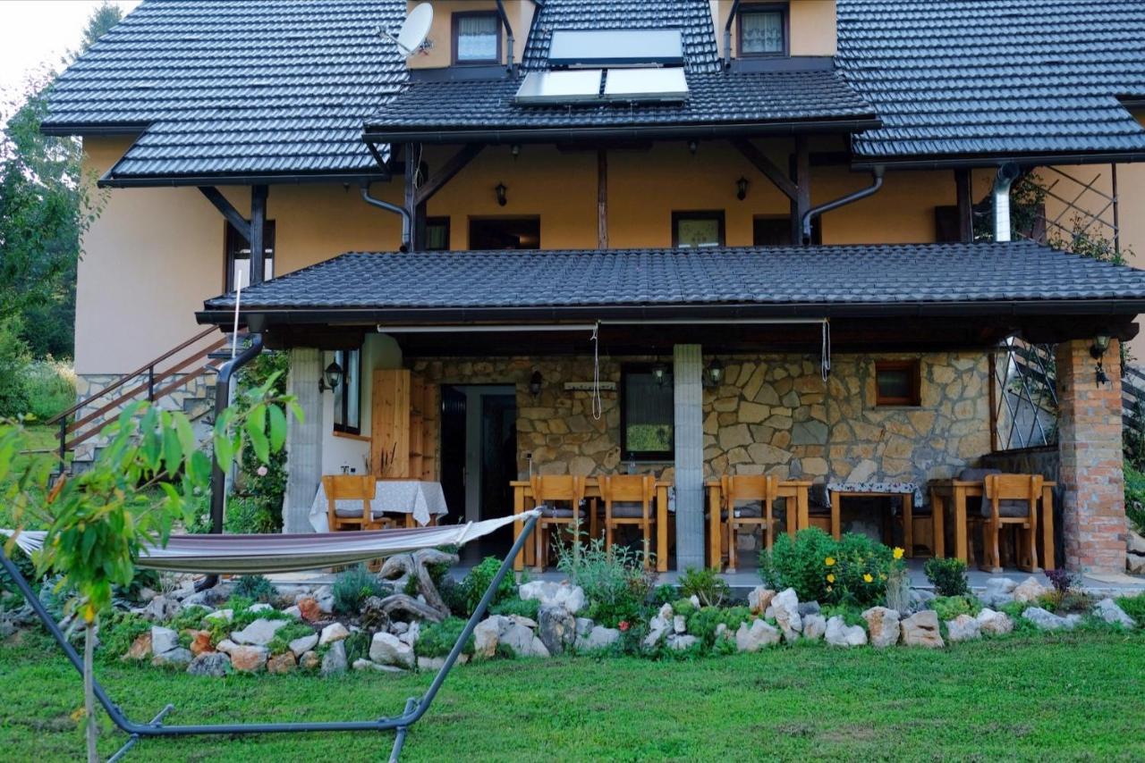 Hotel House Izvor Jezerce Exterior foto