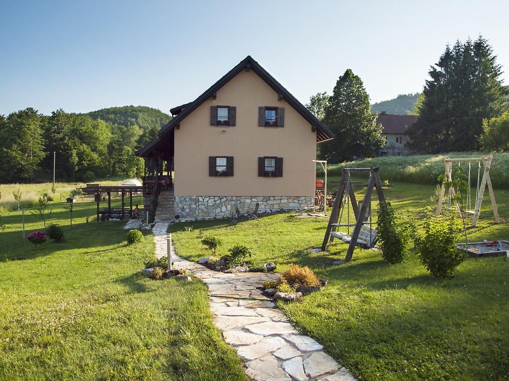 Hotel House Izvor Jezerce Exterior foto