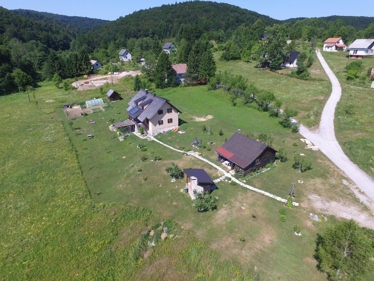 Hotel House Izvor Jezerce Exterior foto